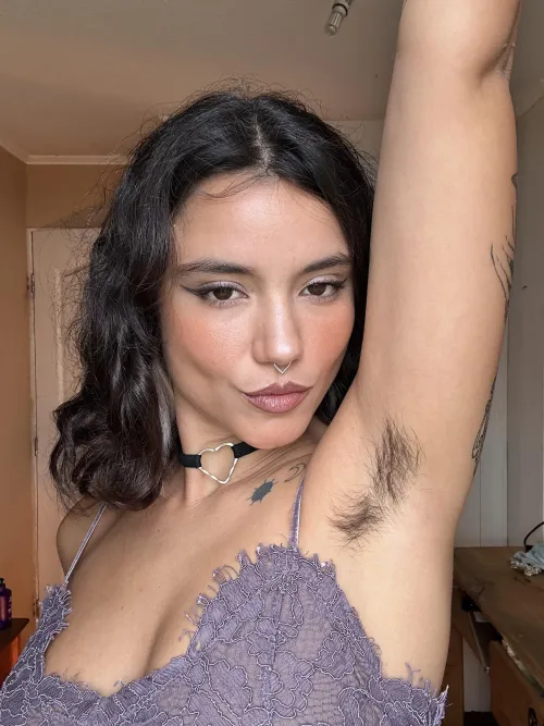 Thumbnail Exploring the World of Armpit Fetish: A Newbie's Experience by angelpeit