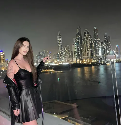 Thumbnail First Date Outfit: Is This Attire Suitable for Your Date? - Ladies in Leather with Chantal Goldi