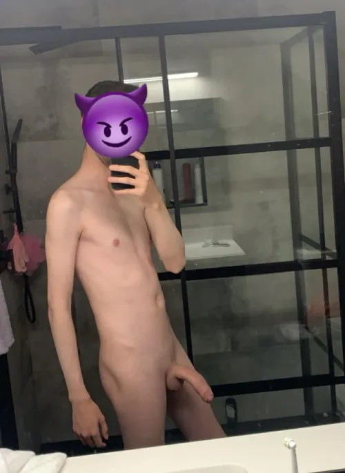 Thumbnail Exploring New Horizons in Gay Porn: A Fresh Update from DinkyBoyy