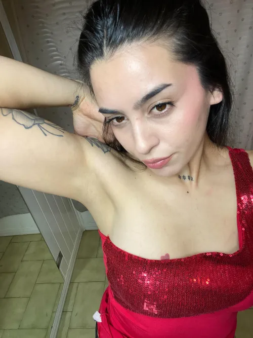 Thumbnail Exploring Armpit Fetishes: A Guide by Latina_jaz