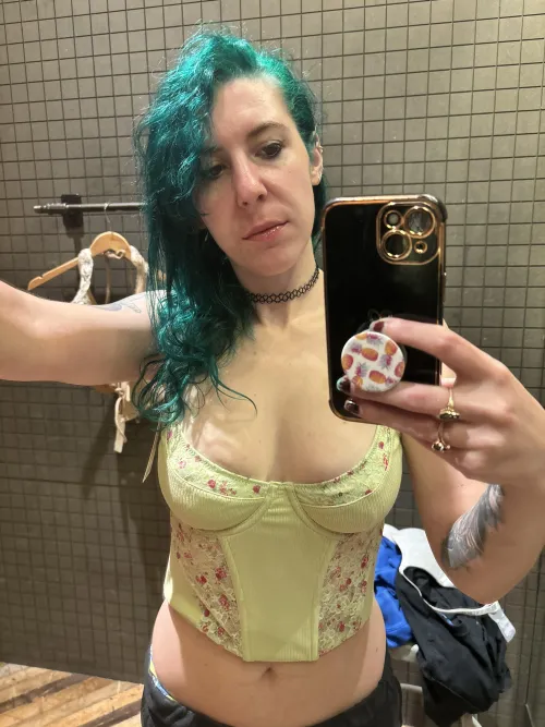 Thumbnail Cute in a Corset: Exploring Fashion with sirenskiss3 in the GirlswithNeonHair Category