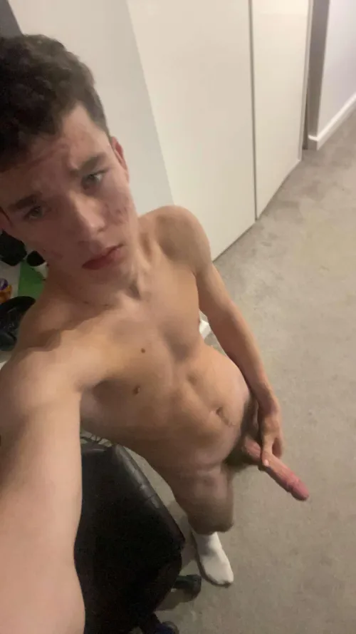 Thumbnail Exploring Sexual Awakening: Insights in Hey by Sexuallysexualtwink on Boysgonewild