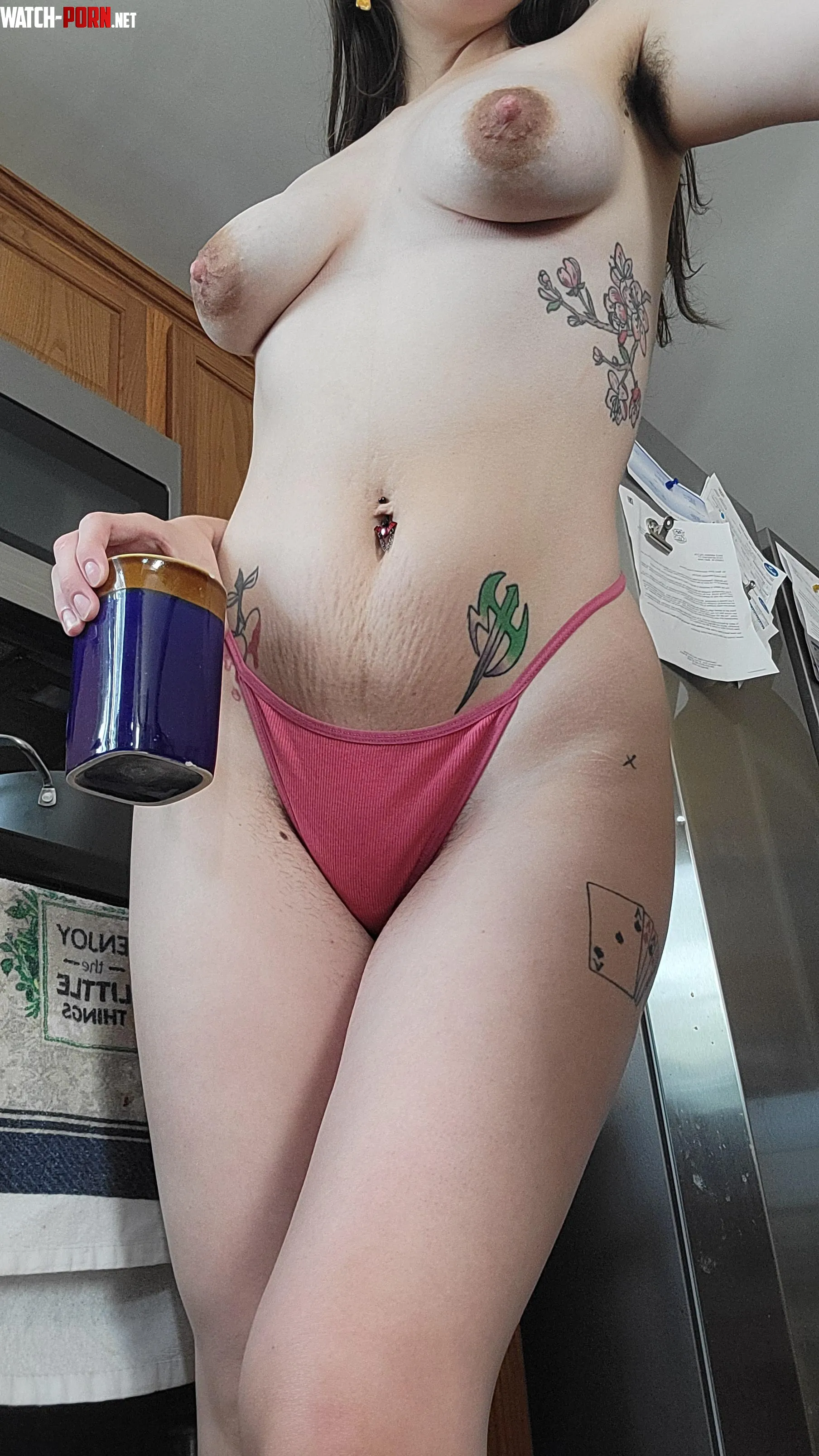 Start your day with a MILF and a coffee by Luciferbutfemale