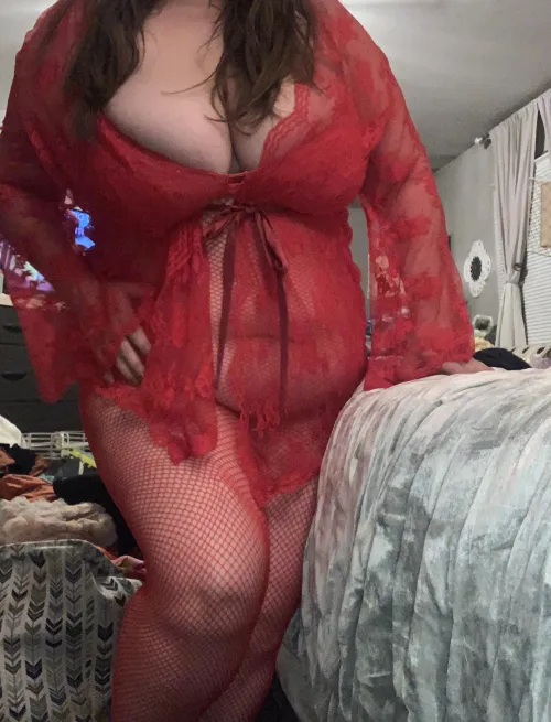 Thumbnail Unwrapping Sensuality: A BBW's Guide to Opening Up with Sxyscarlettsage511