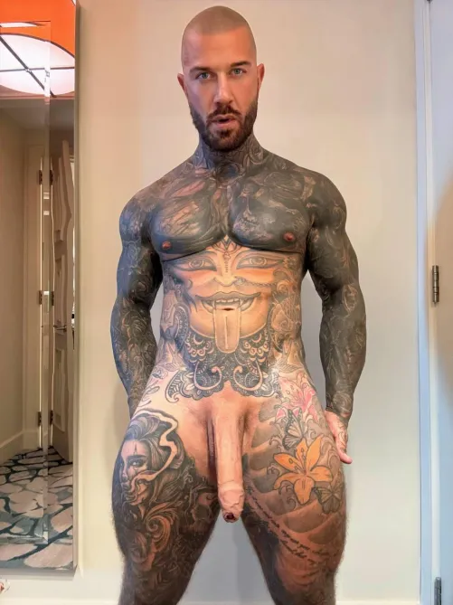 Thumbnail Exploring the Allure: Hot Guys with Tattoos by Soft-Dependent639