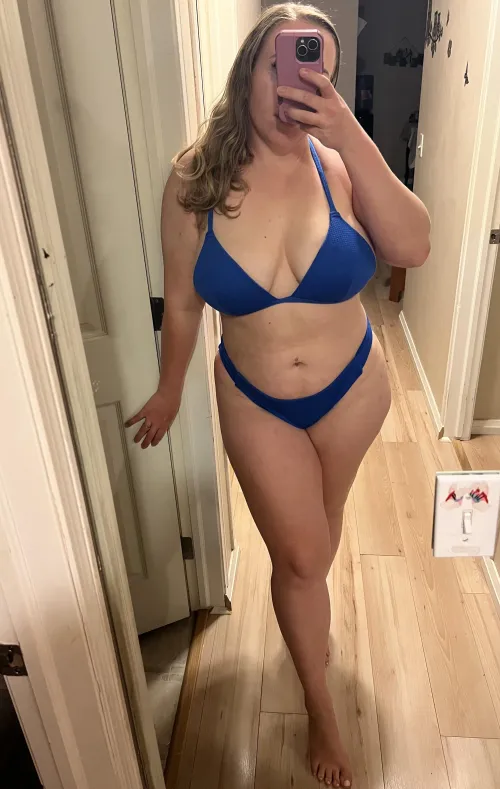 Thumbnail Exploring Pleasure: Journey with a Passionate Single Mom | Canadianbarbie69 | ThickThighs Category