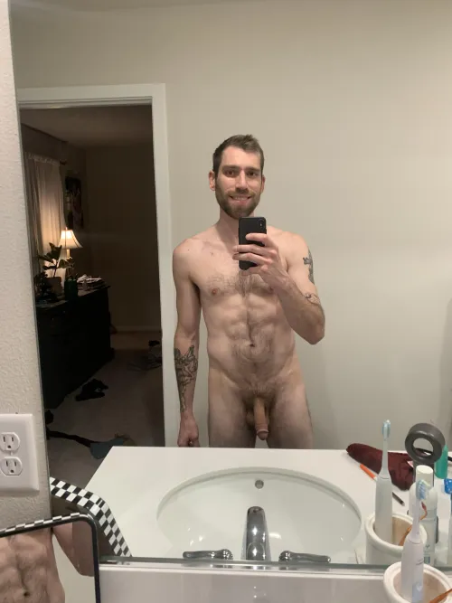 Thumbnail Hot Guys with Tattoos: Is It Appropriate to Send a Picture to Your Date Before Meeting Up? Tips from hungdaddy09