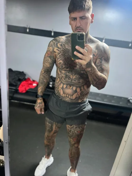 Thumbnail Embracing Fitness: A New Day at the Gym with Hot Guys and Tattoos by Acceptable-Treacle82