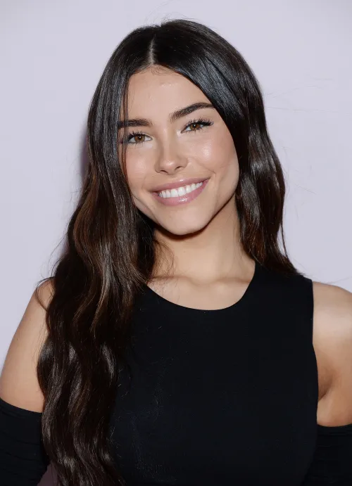 Thumbnail Madison Beer: An Exquisite Overview by Long_oil_ in the PrettyGirls Category