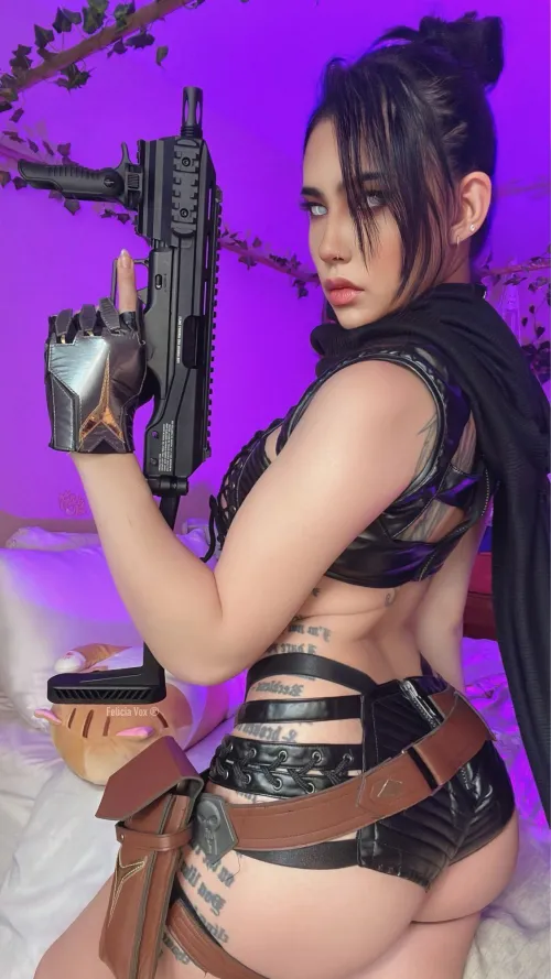 Thumbnail Felicia Vox: Wraith Boudoir Cosplay Art | AsianHotties