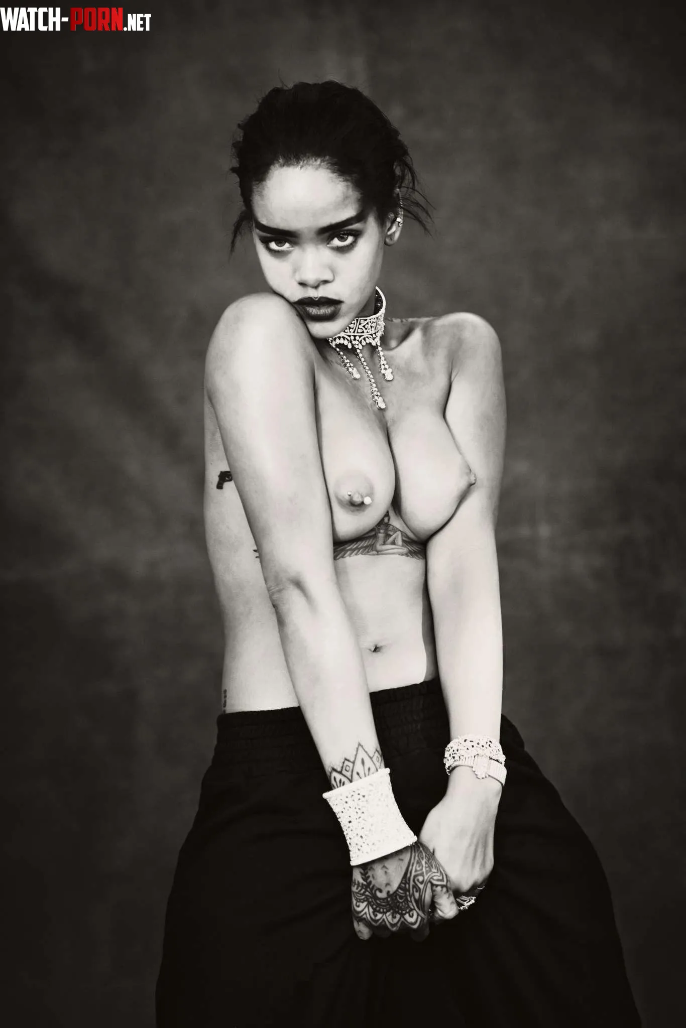 Rihanna by here4fun20_