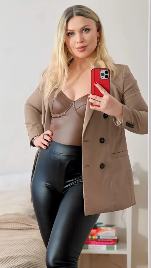 Thumbnail Blonde in Leather: A Sexy Revelation by NataliePauer