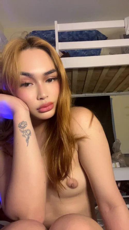 Thumbnail In Search of Daddy: Jadeflamingo_'s Journey | Ladyboys