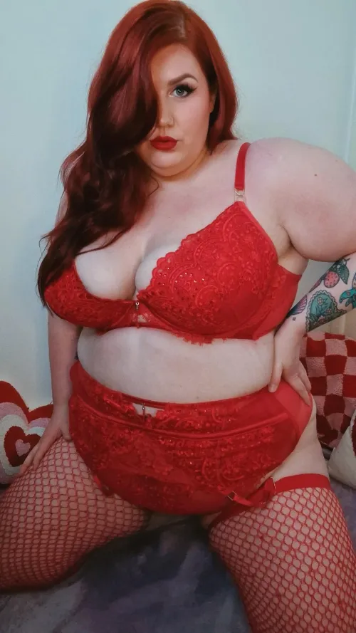 Thumbnail Channeling Seduction: Jessica Rabbit Vibes | Chessiebun