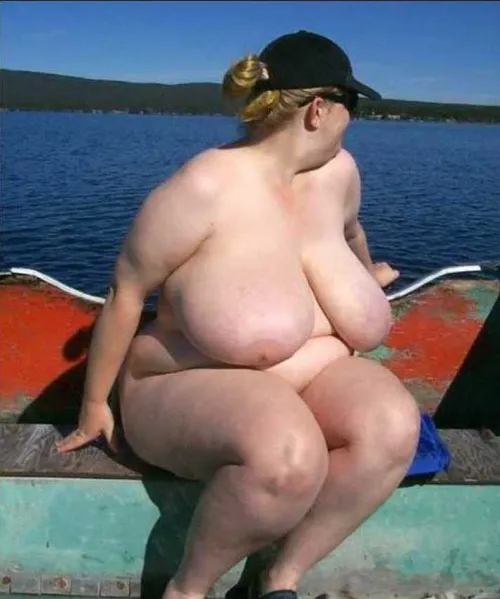 Thumbnail Lake Sun Nude with the Unknown | BBWnudists