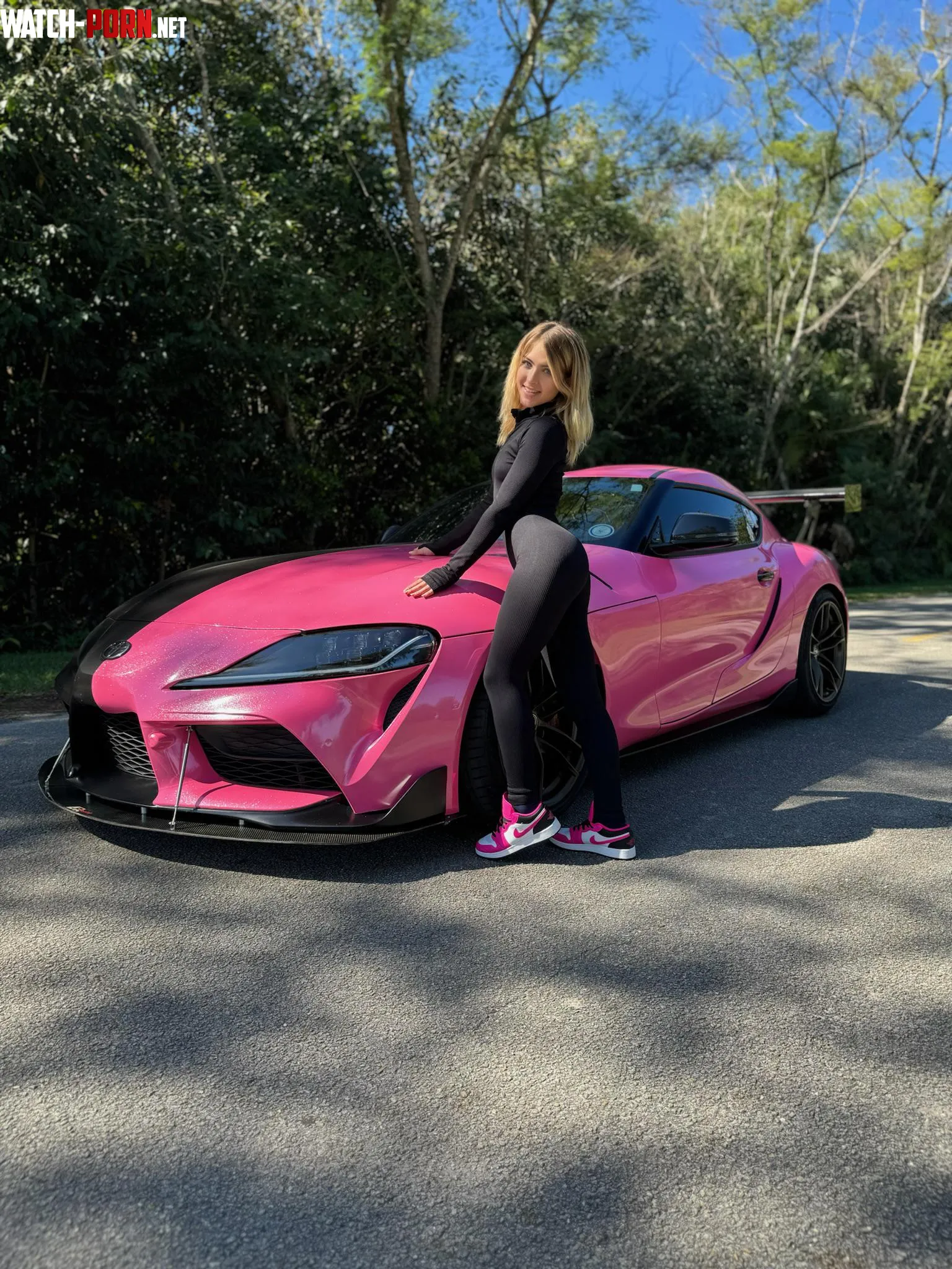 When your outfit matches your car by lolajean18xo