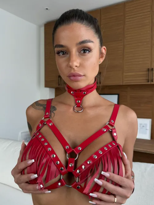 Thumbnail So Sexy Red Collared Girl - LovelyAnnaLina - Collared