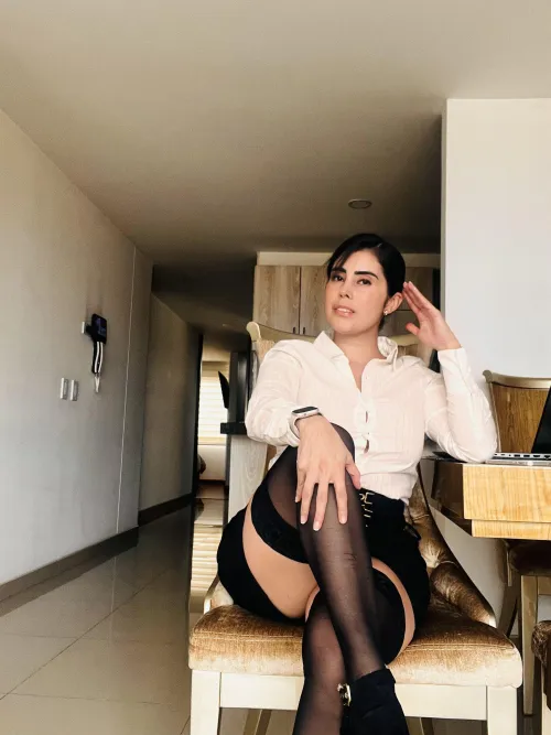 Thumbnail biancasoffice Shares Excitement of Being Alone in Secretary Category