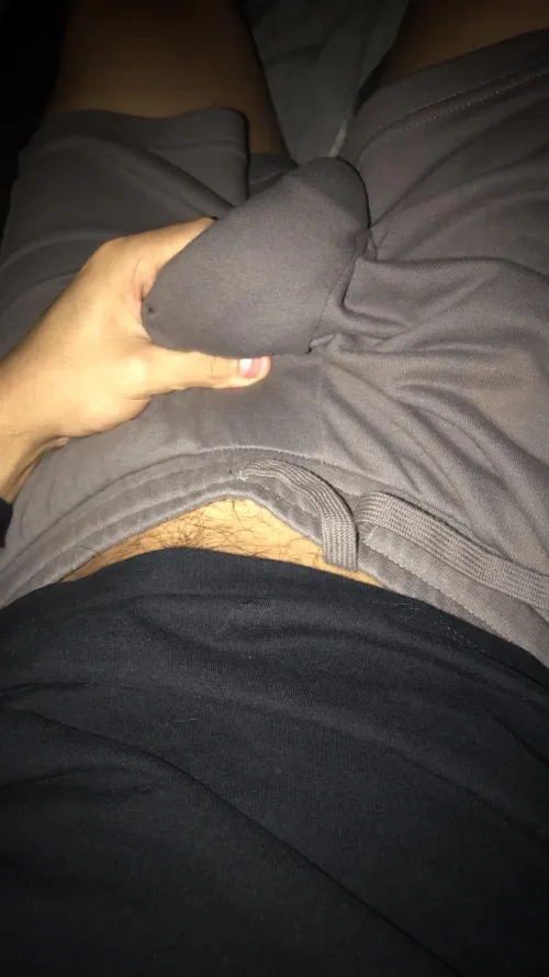 Thumbnail Bulging in Style: How HungGuyArizona's Thick Bulge Caught Your Eye