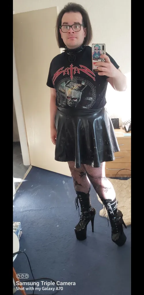 Thumbnail Exploring Femboy Fashion: Happy Femboy Friday with AlexLovesMetallica94