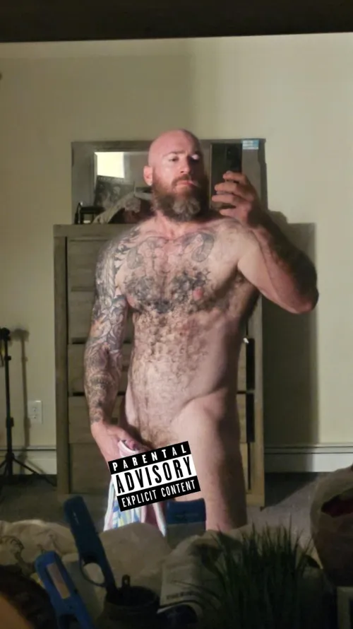 Thumbnail Drying off with DaddyIssue-Incarnate's Tattoos