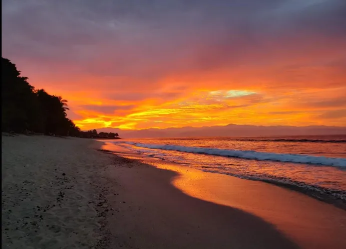 Thumbnail Witness the Breathtaking PUERTO VALLARTA SUNRISE by AccomplishedDude1979