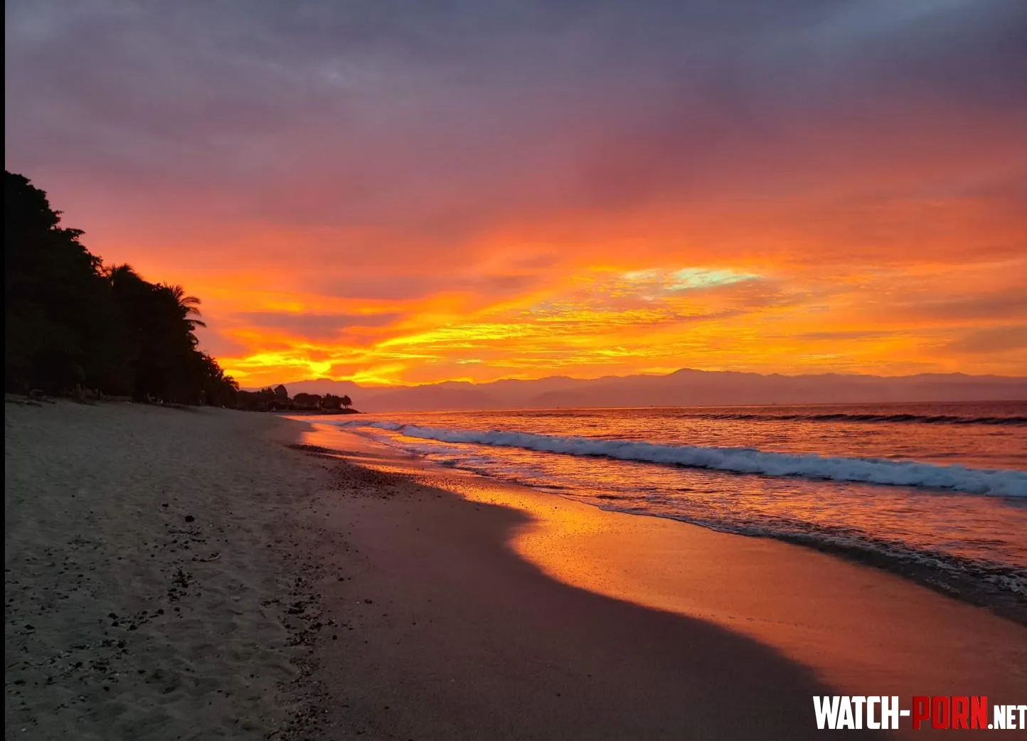 PUERTO VALLARTA SUNRISE by AccomplishedDude1979