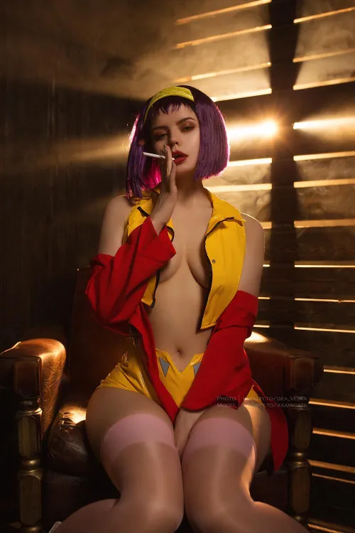 Thumbnail AsamiGate Cosplayer Faye Valentine from Cowboy Bebop