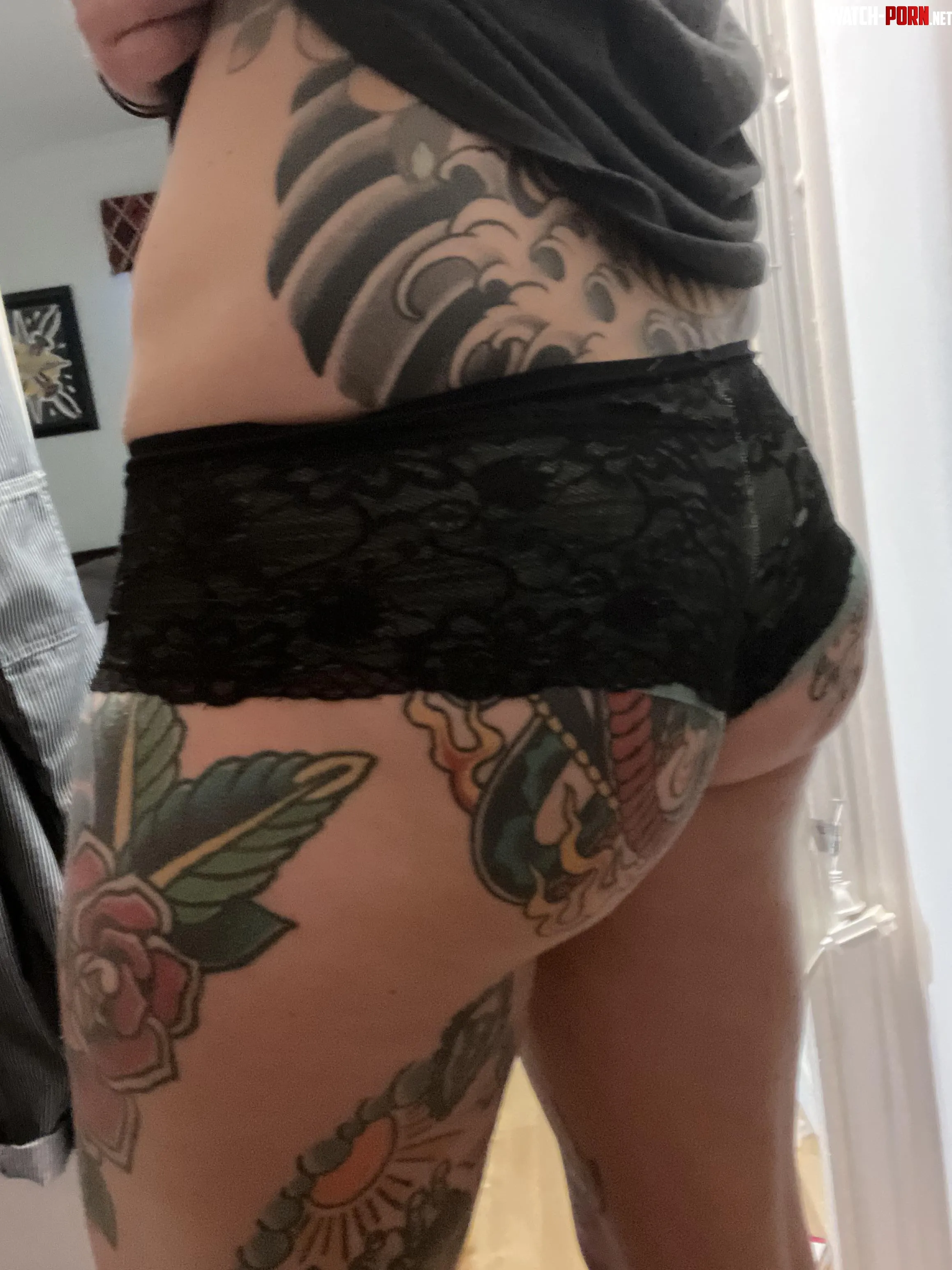 I like having lace panties my dirty secret as a milf by ivyrides