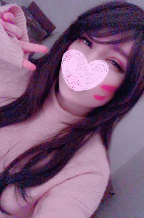 Thumbnail Dva Selfie Shared by throwaway-fordays-