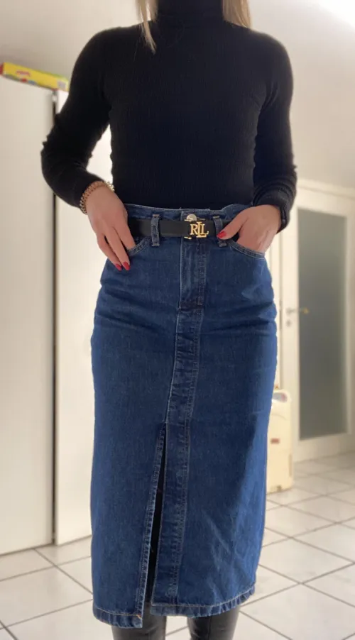 Thumbnail Denim Delight: Pencil Skirt by NatyBond_OF