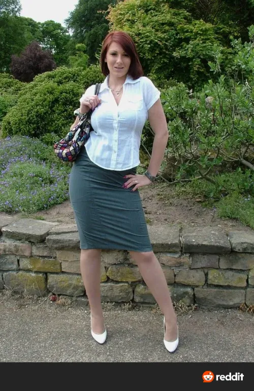 Thumbnail Internet Find: Discovering Unique Pencil Skirts with tomlewis66