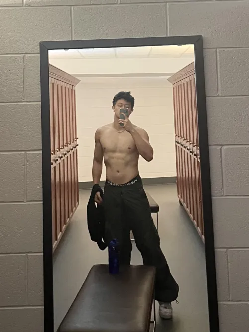 Thumbnail Lockerroom Selfie by elimintz1 - Explore the World of GaysiansGoneWild