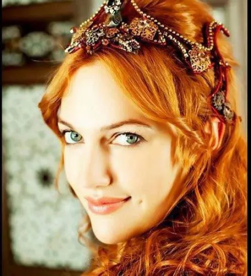 Thumbnail Meryem Uzerli: Radiant Beauty by NachoPeroni | PrettyGirls