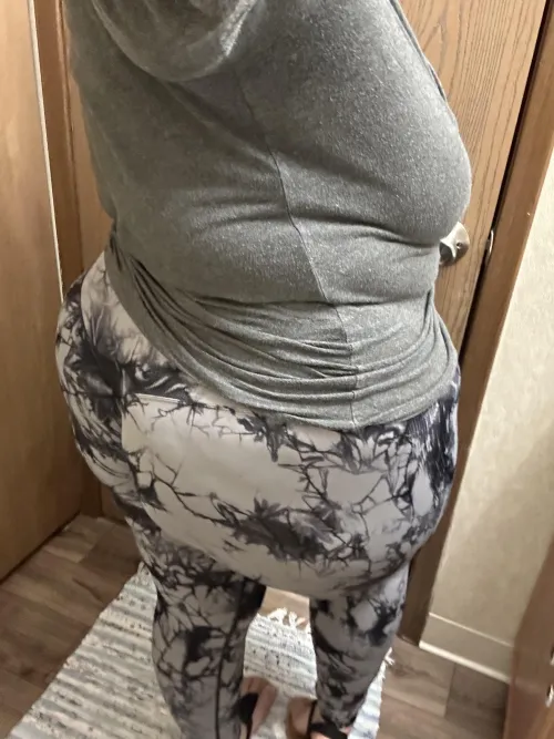 Thumbnail Workout Prep: SaltyCookie1996 Gets Ready in BBW