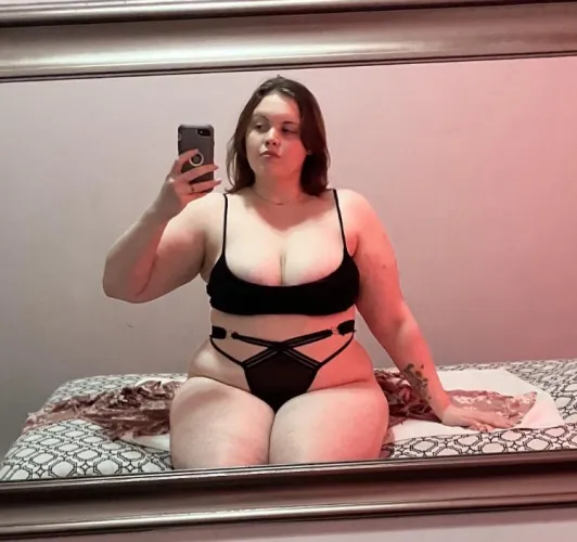 Thumbnail Full_figured_vixen's Fresh No Makeup MirrorSelfie After Shower