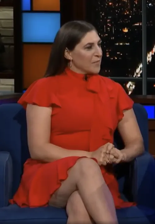 Thumbnail Possible Upskirt Shot of Mayim Bialik on Stephen Colberts Show