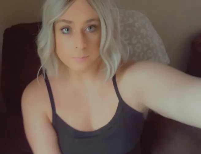 Thumbnail First Time on the Feed: ohmaddiecd Shares Their Story - A Femboy Tale