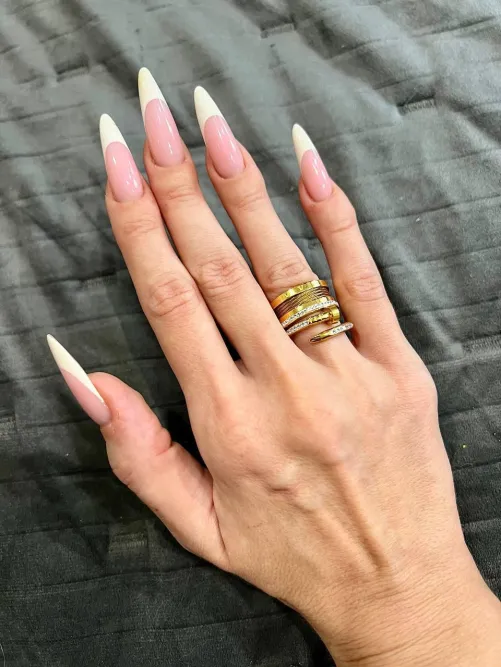 Thumbnail Discovering New Nails with Juliadomaina - NailFetish