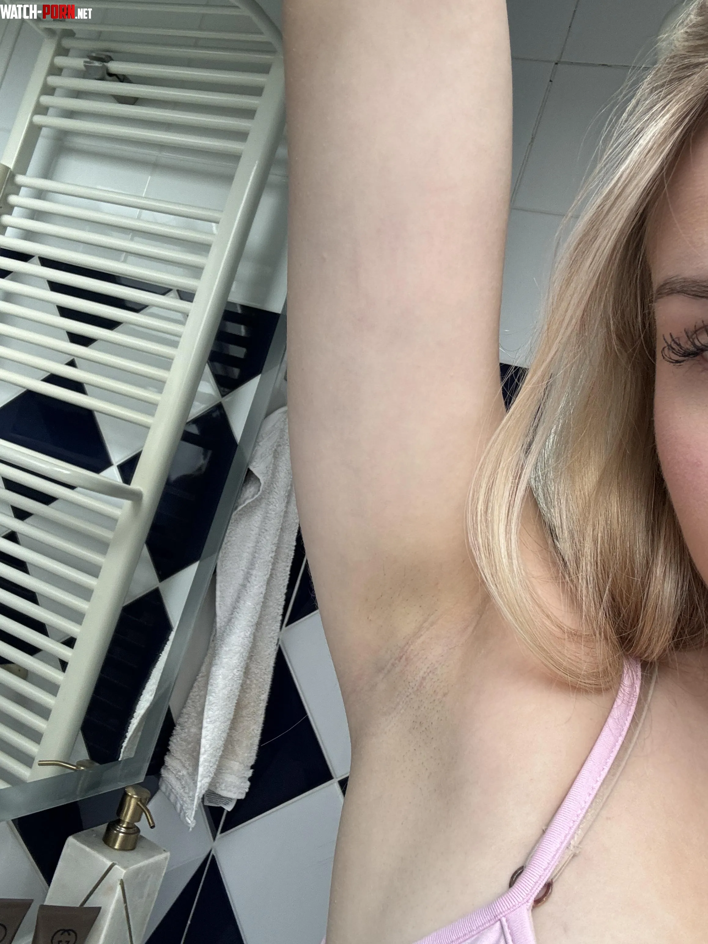 Hope my armpits dont frighten you  by kiaralhillxo