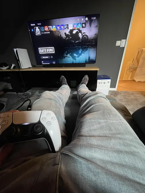 Thumbnail Three-Legged Gamer with Bulge Intrigue