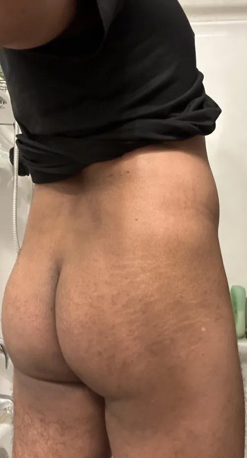 Thumbnail Ambitious-Pomelo1738 Flaunts Bi 28 and Bubble Butt in Manass Chat