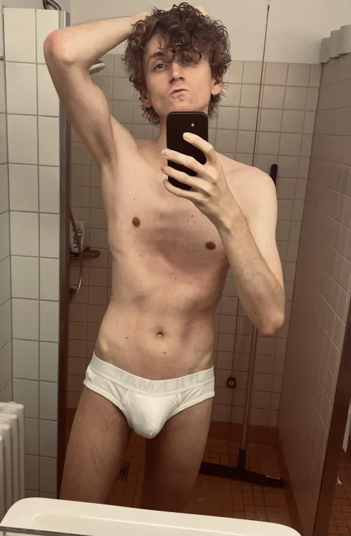 Thumbnail Hospital for the Next 4 Weeks - Looking for a Companion | Twinks