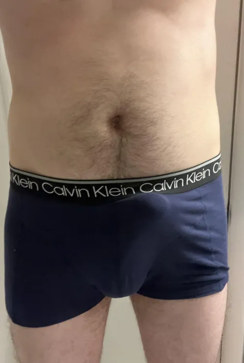 Thumbnail Classic CK Style: Showcasing a Timeless Bulge