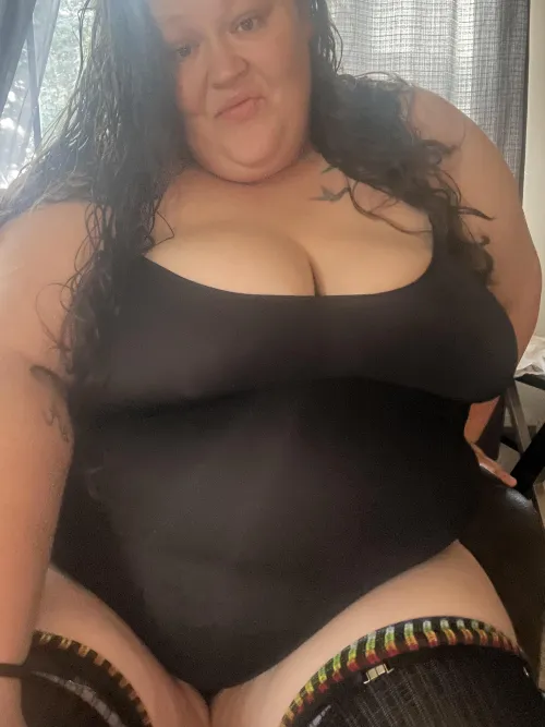 Thumbnail Feeling Fine at [Place]: BarnacleAdept8903's BBW Journey