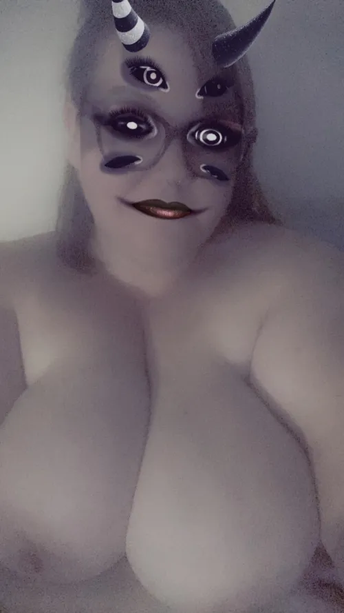 Thumbnail Spooky Season Delight: Celebrating BBW Style with banANNAbakes