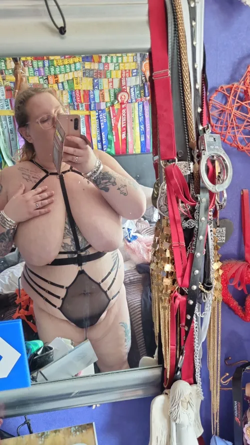 Thumbnail Cindytyne_NZ's Big Boob Revelation: Exploring BBW Hangers