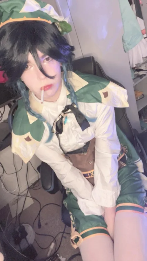 Thumbnail Renvoize___ Wishes 'Happy Femboy Friday' from Venti