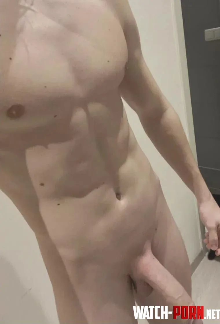 Can show as many nudes as I want now that im 18 by Primary_Reward38