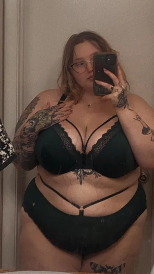 Thumbnail Green Envy Stories: UwUwhoreforyouUwU | BBW